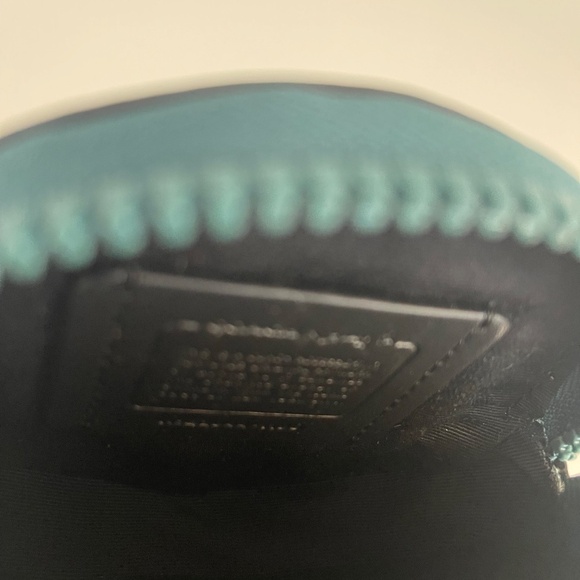 Limited Edition Auth. Coach x REXY GUANG YU Round Leather Coin Purse - Picture 3 of 7